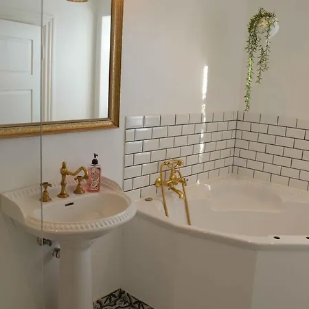 Large In Seaside Style Villa Ans
