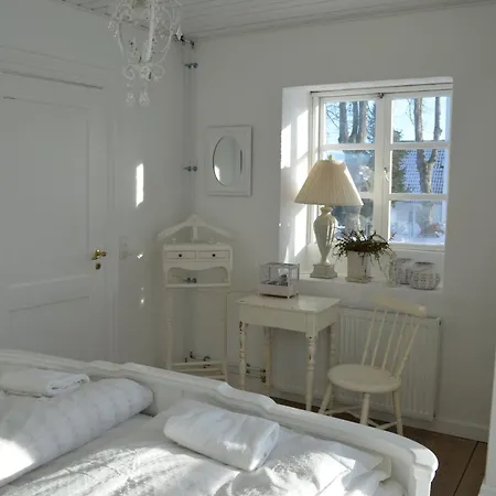 Villa Large In Seaside Style *
