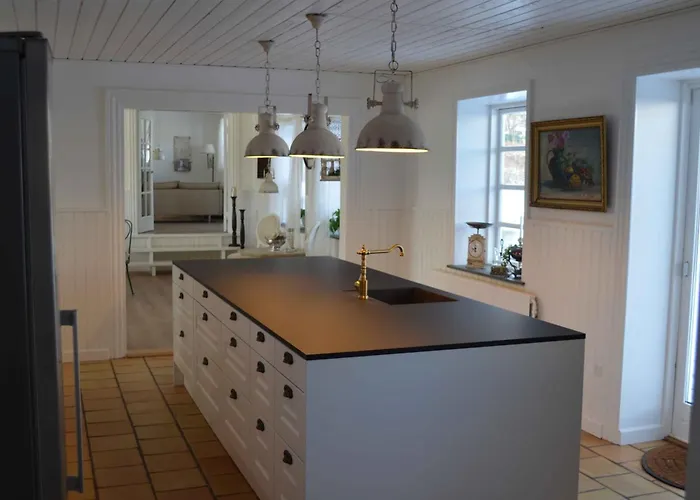 Large In Seaside Style Ans